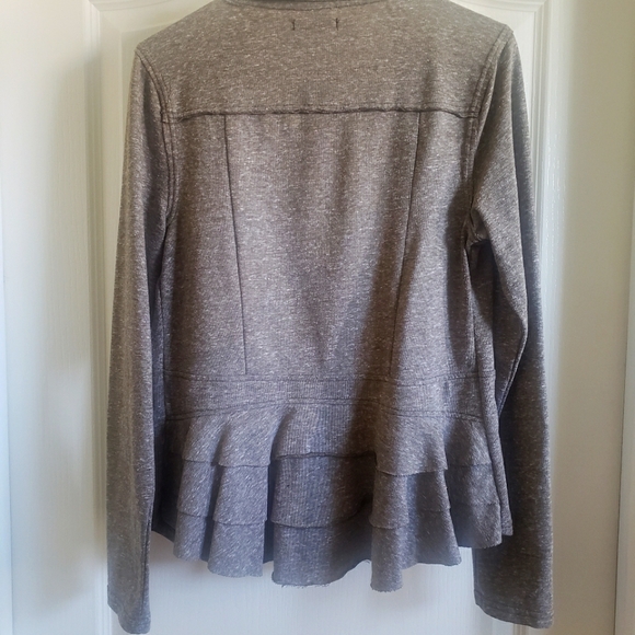 Olive & White Texture Sweater- Medium - Picture 2 of 3
